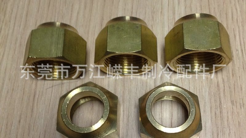 聚氨酯冷库板定制，厚度如何确定？**