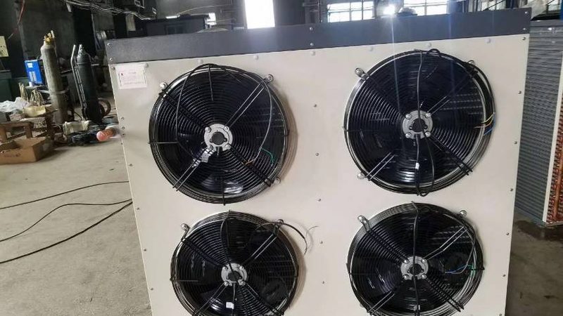 小标题：一、冷水机的作用与分类